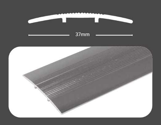 2.7m CONTRACT COVERSTRIP - SILVER
